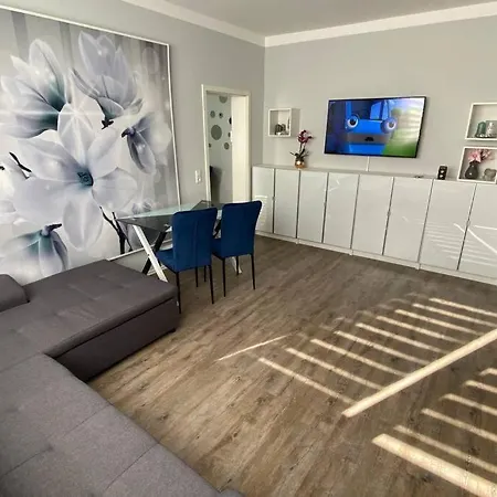 Staywell Xxl Fuer 7 I Parkplatz I Kueche I Netflix * Paderborn